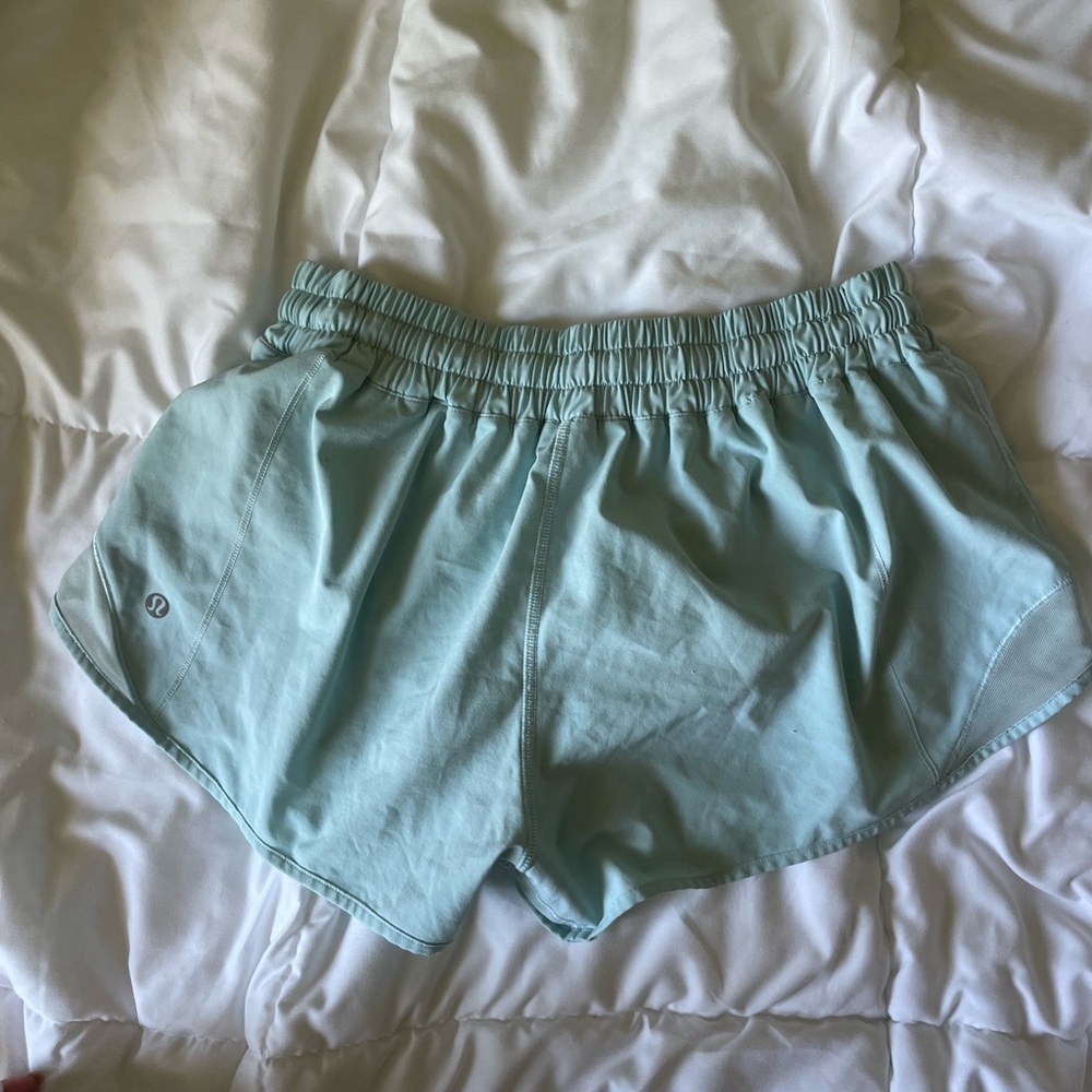 teal lululemon hotty hot shorts - Picture 2 of 3